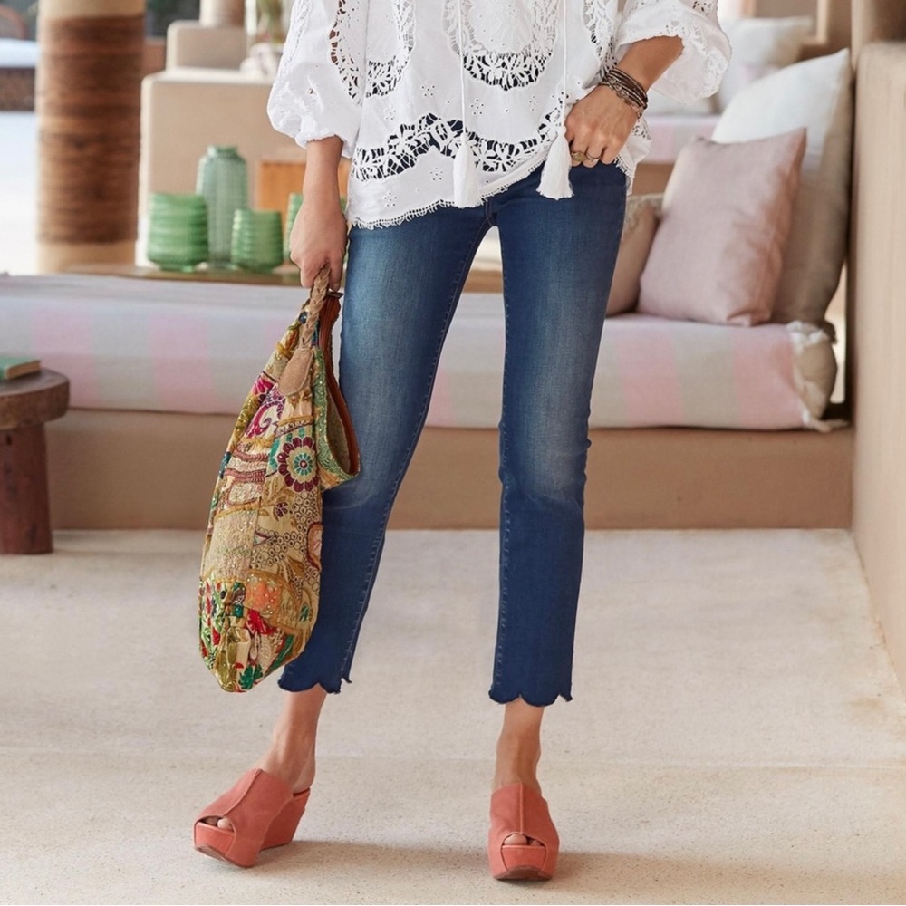 SUNDANCE Driftwood Candace Scalloped Cropped Jeans Sz 28/Size 6.
